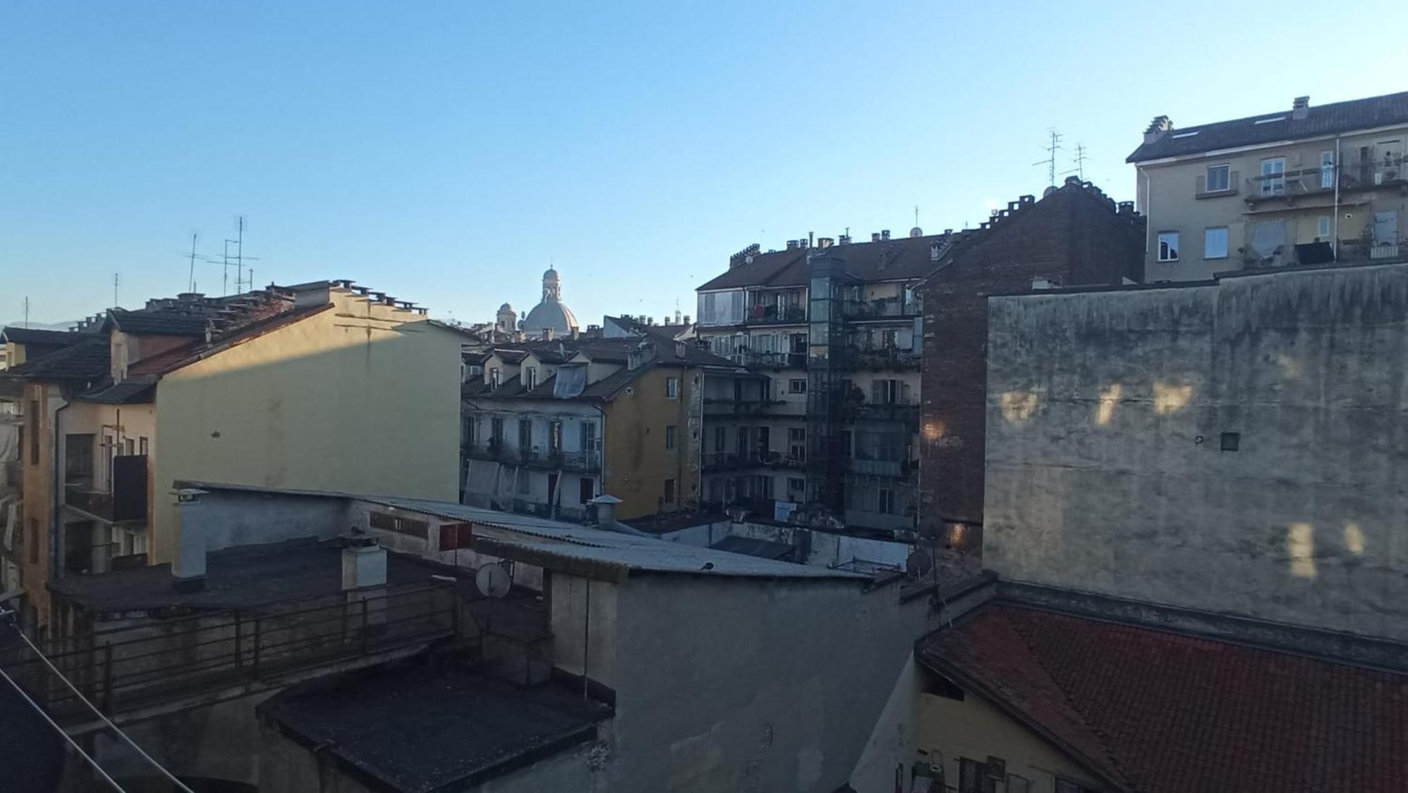 Confort Ed Eleganza A Porta Palazzo Turin Luaran gambar